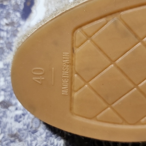 COPY - Ladies Slip on Shoes - Picture 5 of 5